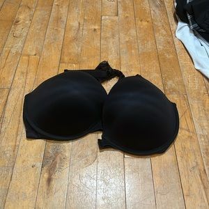 Never worn Victoria Secret bra